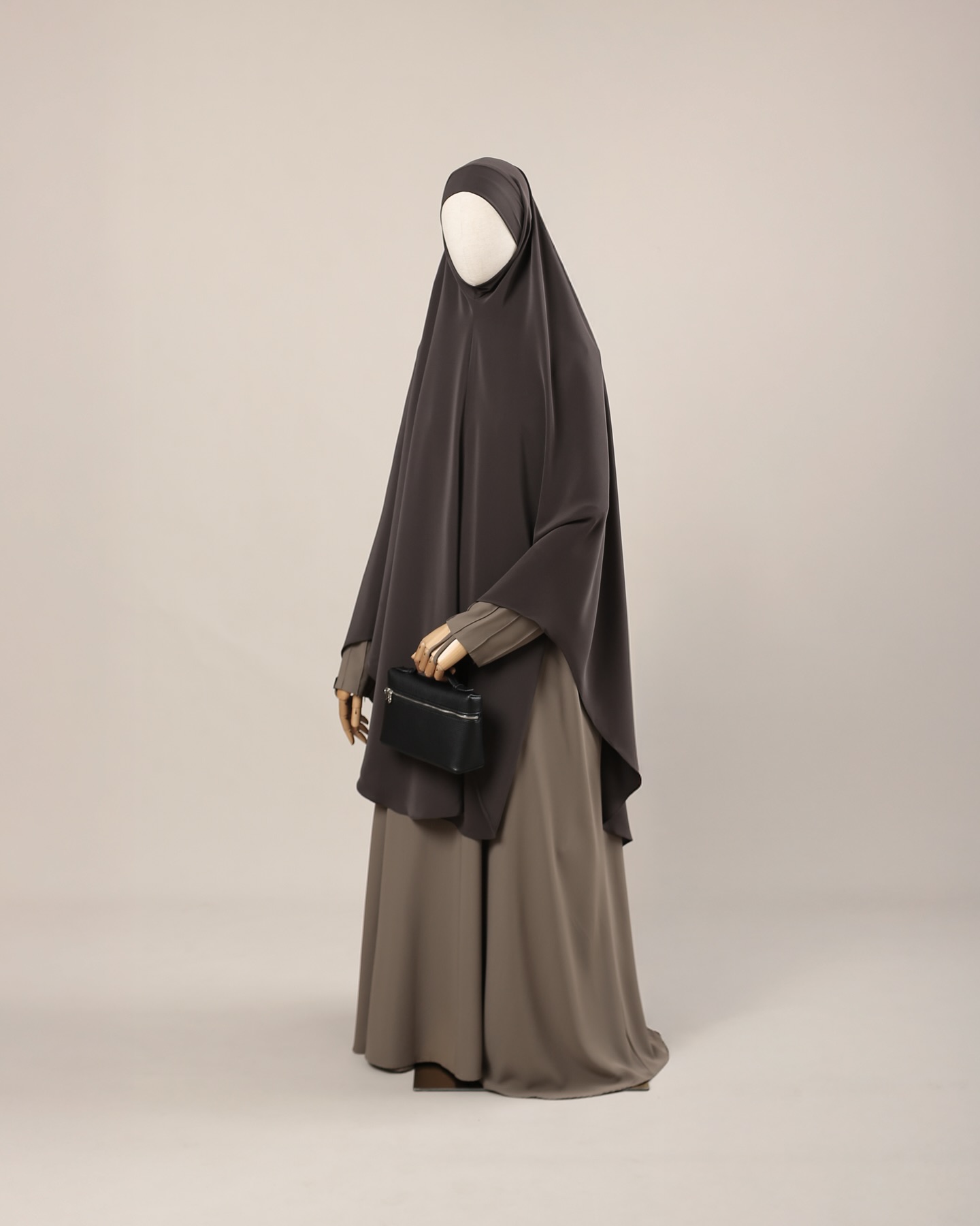 akusabira_1760266948_3741712818178615265_57854257412