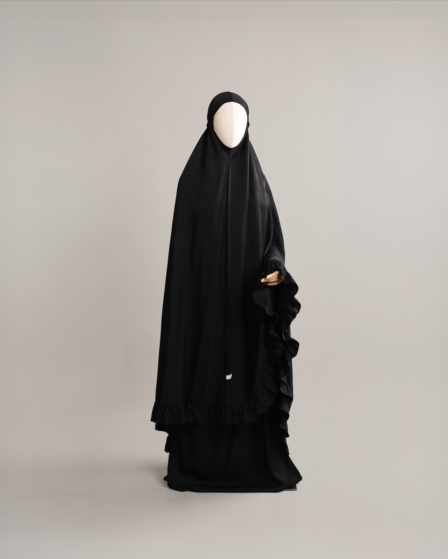 akusabira_1762418874_3759764480646418061_57854257412