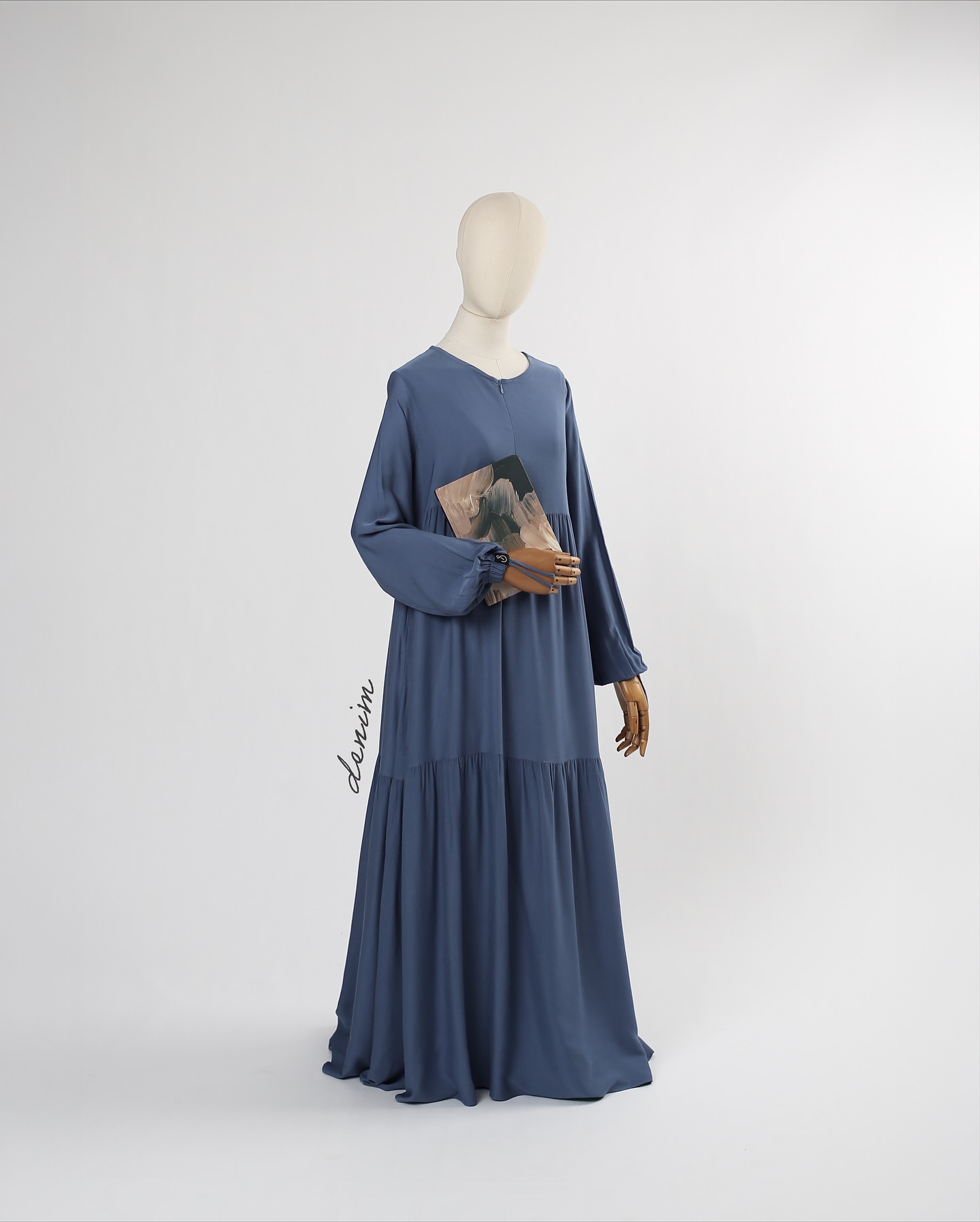 akusabira_1763890243_3772107222009490414_57854257412